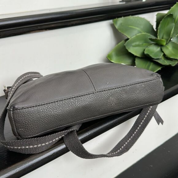 The Sak genuine leather crossbody shoulder Handbag purse neutral grey - Picture 5 of 9